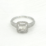 Load image into Gallery viewer, 14K Gold Diamond Square Ring. TJ0005
