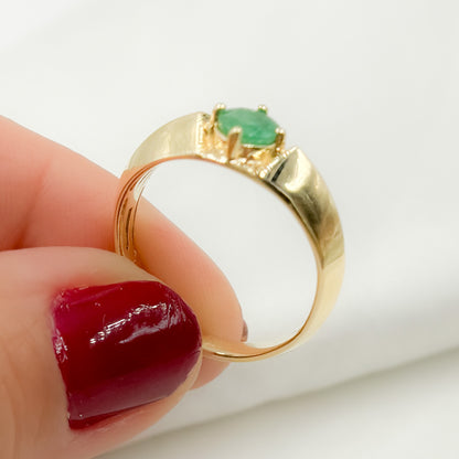 14K Solid Yellow Gold Emerald Ring.