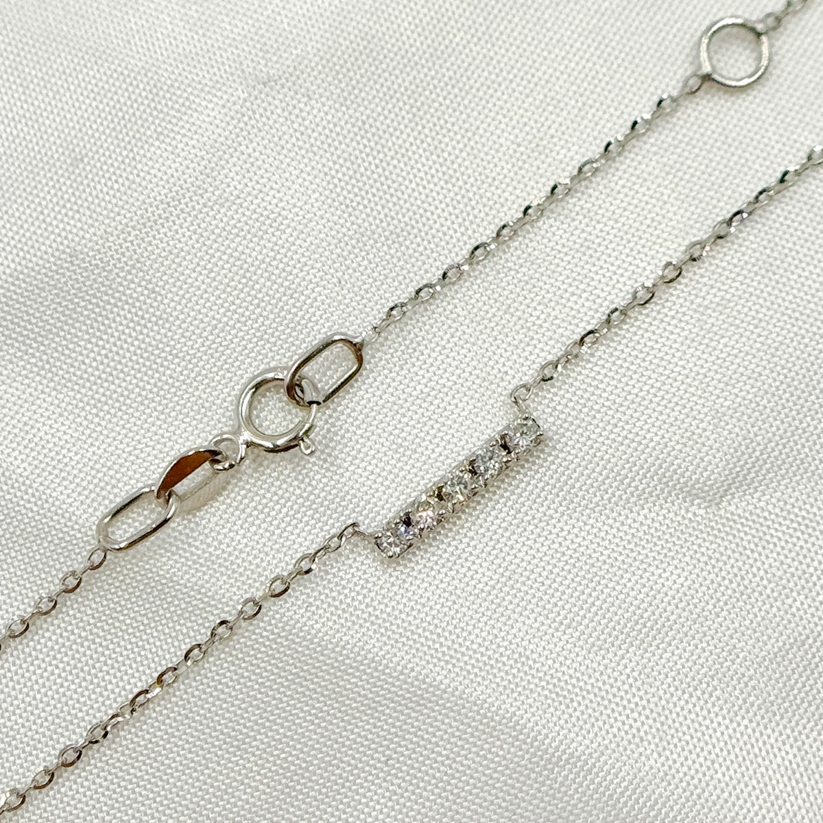 NT403711. 14K Solid Gold Diamond Bar Necklace