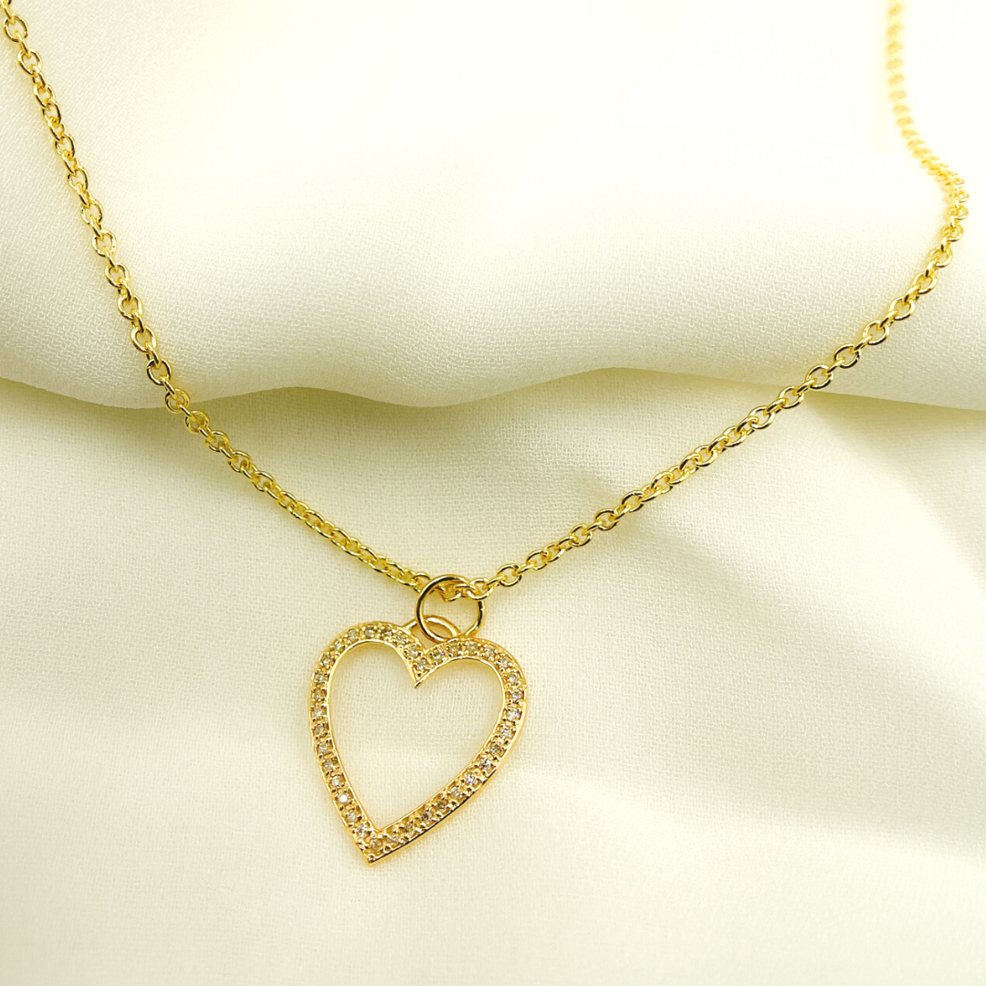 14K Solid Gold Diamond Heart Shape Charm. GDP02