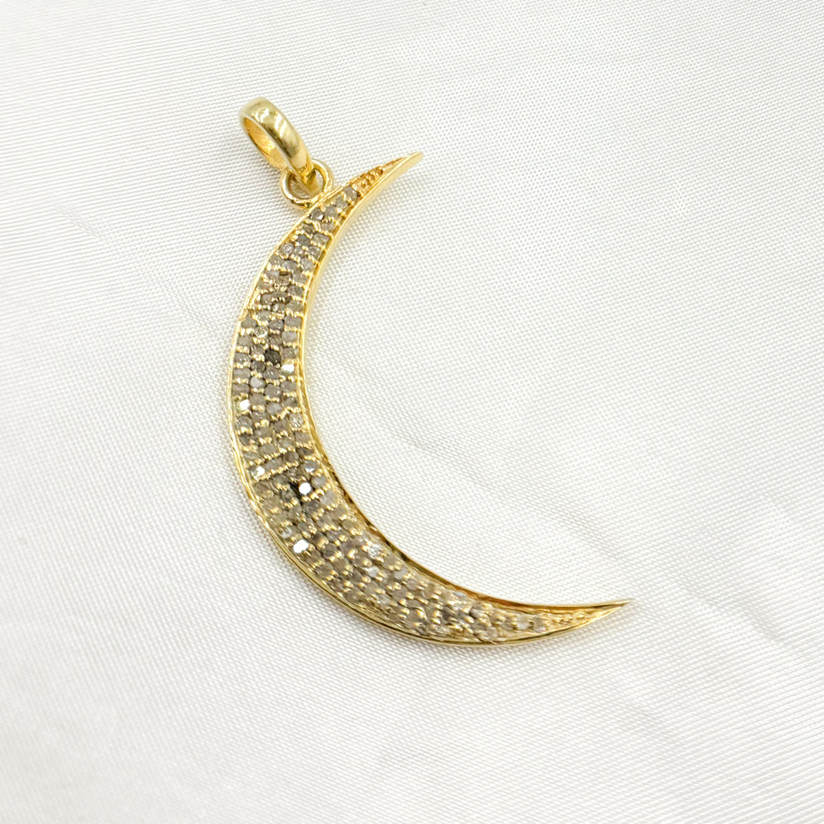 DP1002. Diamond Sterling Silver Moon Pendant
