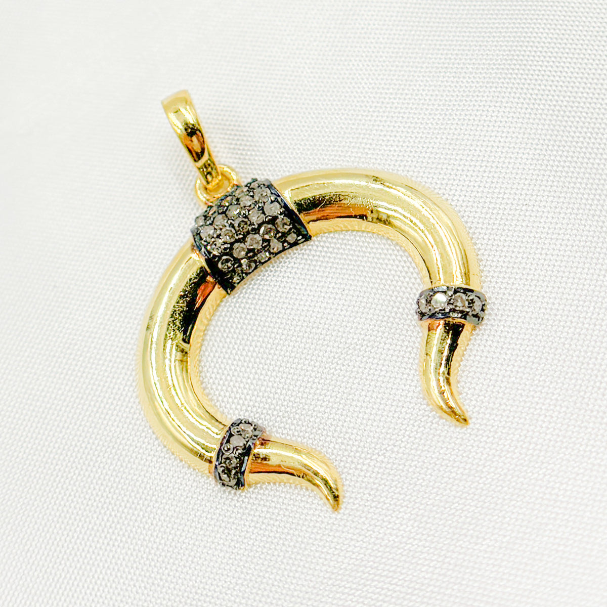 DP184. Diamond Sterling Silver Horn Pendant