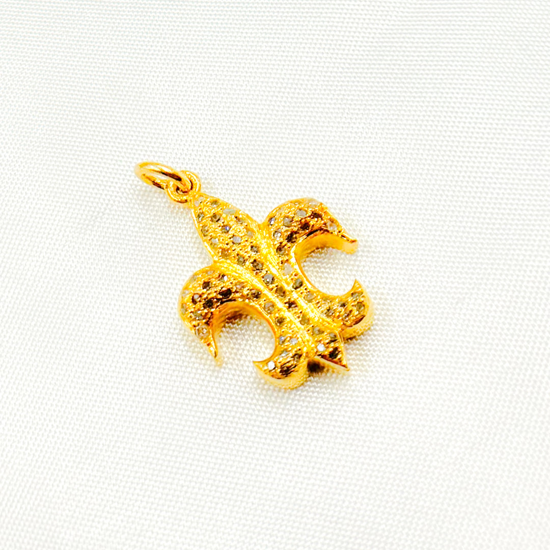DC889. Diamond Sterling Silver Fleur De Lis Shape Pendant