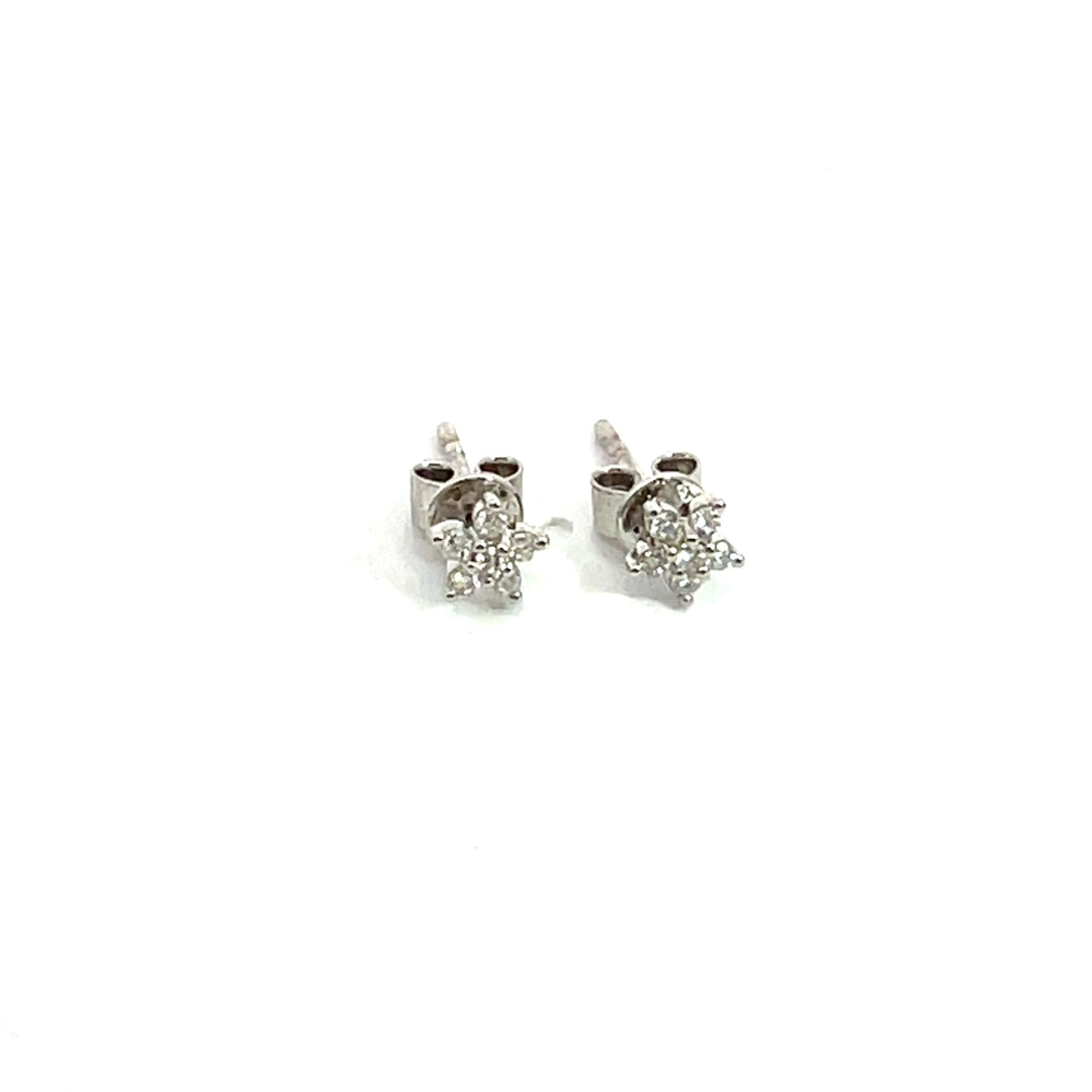 ER412616W. 14k Solid White Gold Diamond Flower Studs