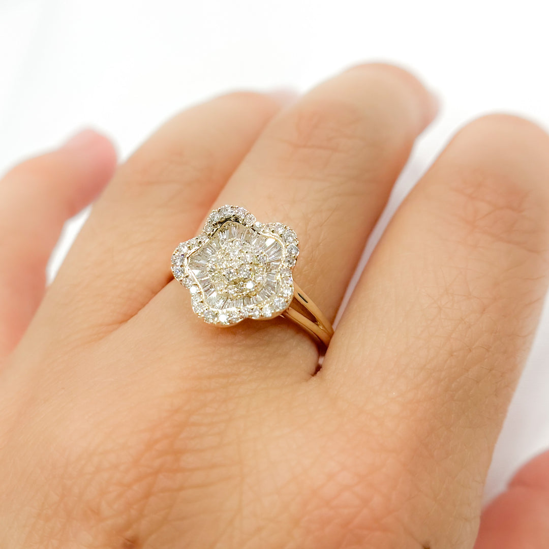 RN414040. 14k Solid Gold Diamond Flower Ring