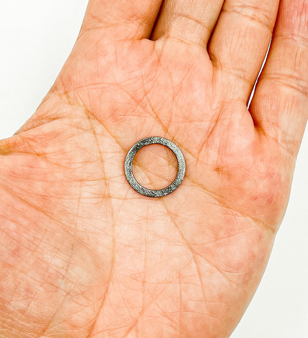 BS2-OX. Oxidized Silver Circle Size 15mm