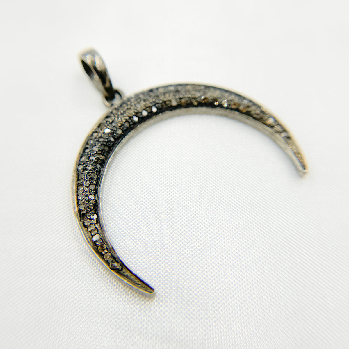 DP105. Diamond Sterling Silver Moon Shape Pendant