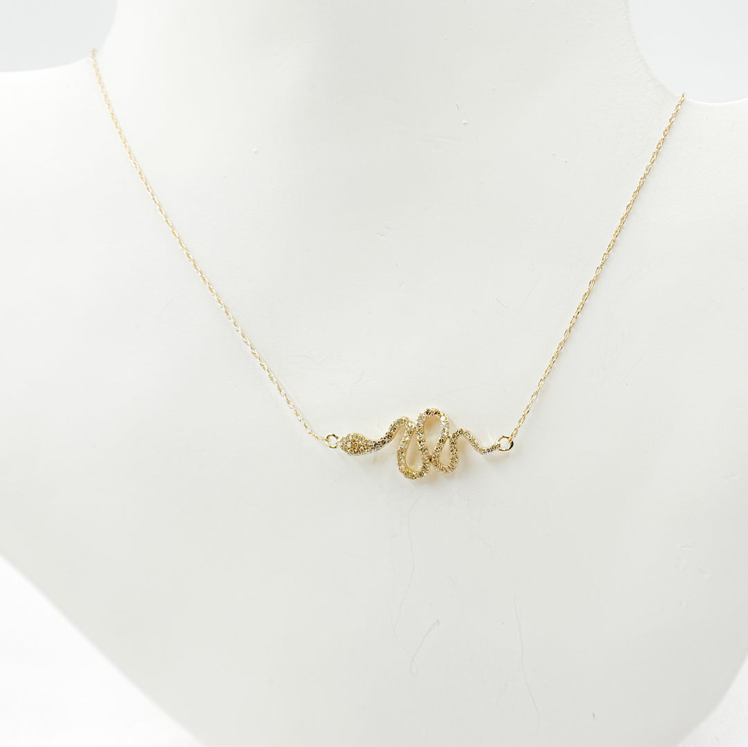 14K Solid Gold Snake Diamond Necklace. PFE32165