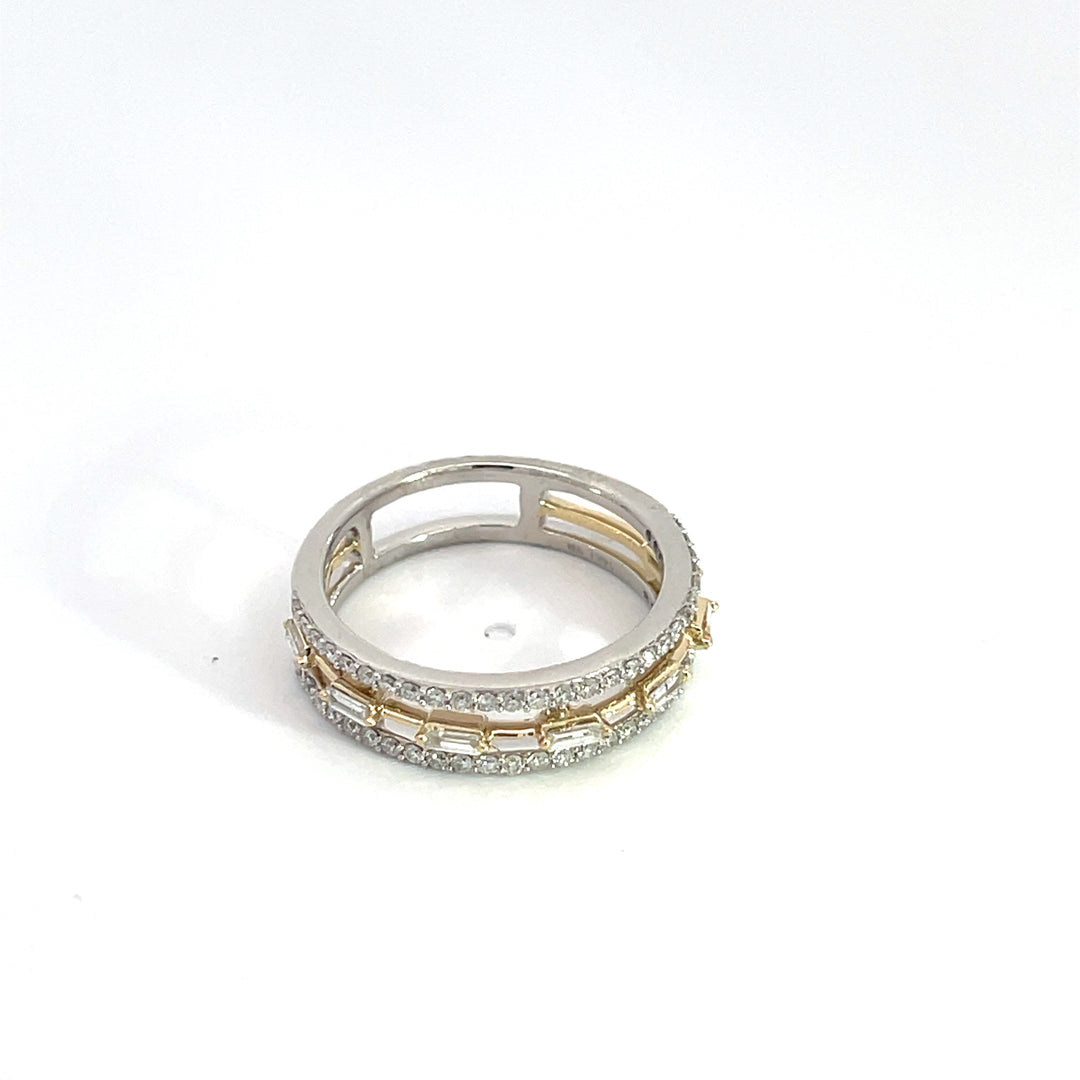 14k Solid White Gold Diamond Ring. RN411102