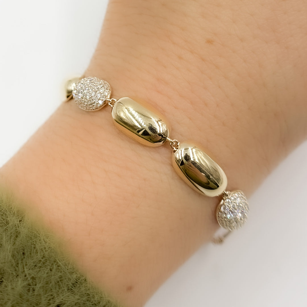 BFN61269. 14k Solid Gold Diamond Oval Bracelet