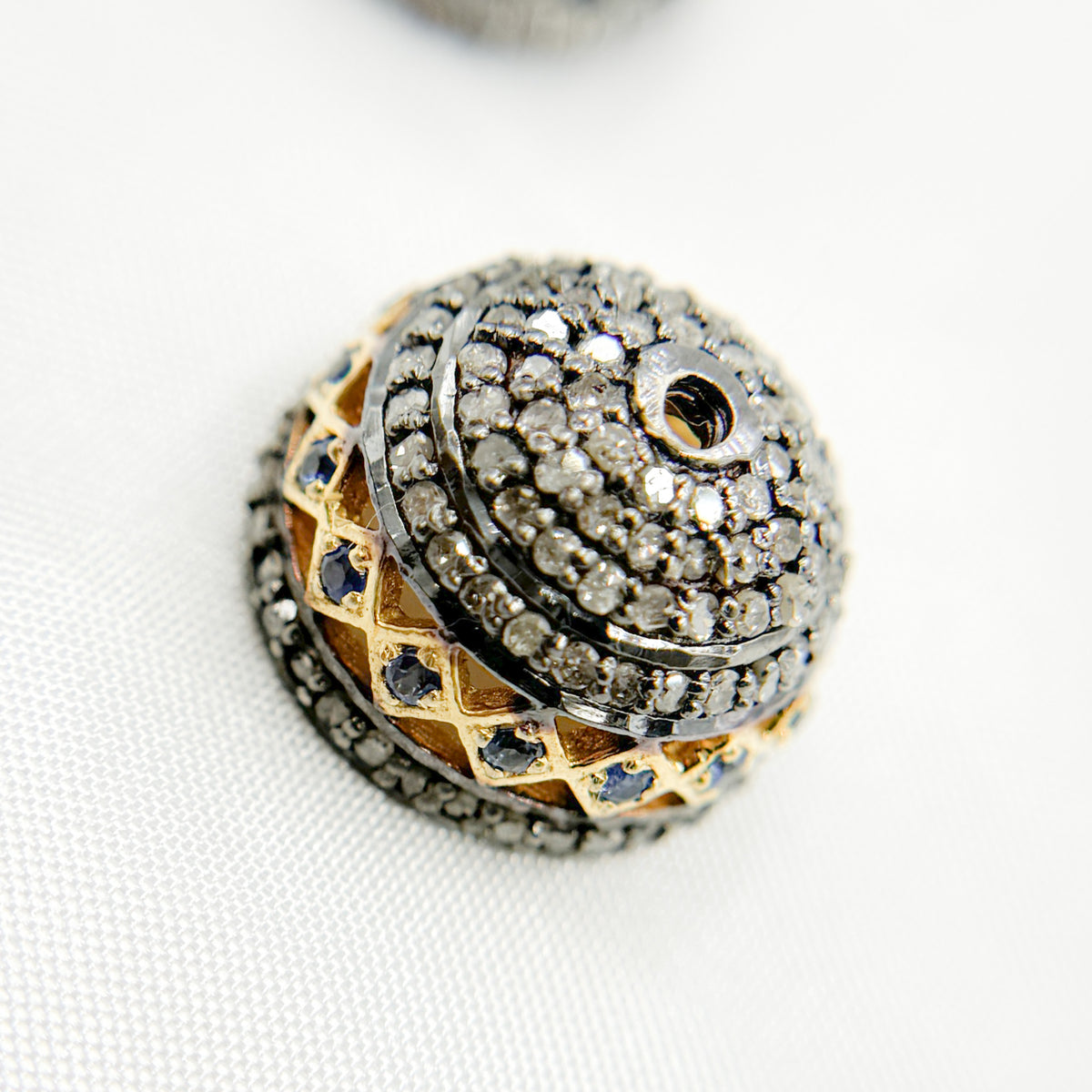 DC756. Diamond & Sterling Silver Bead Cap