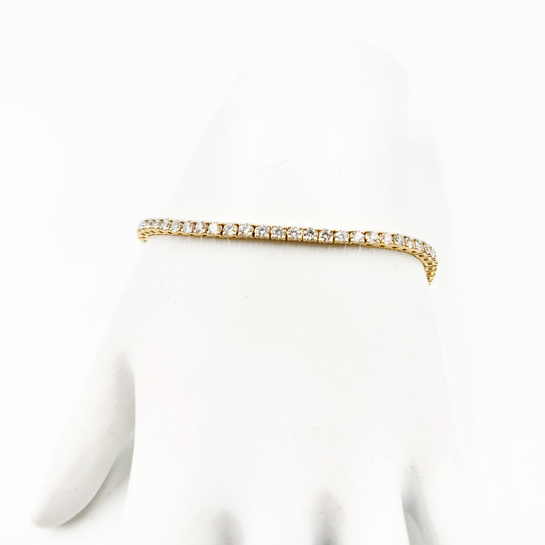 BTR65085. 14k Solid Gold Diamond Tennis Bracelet