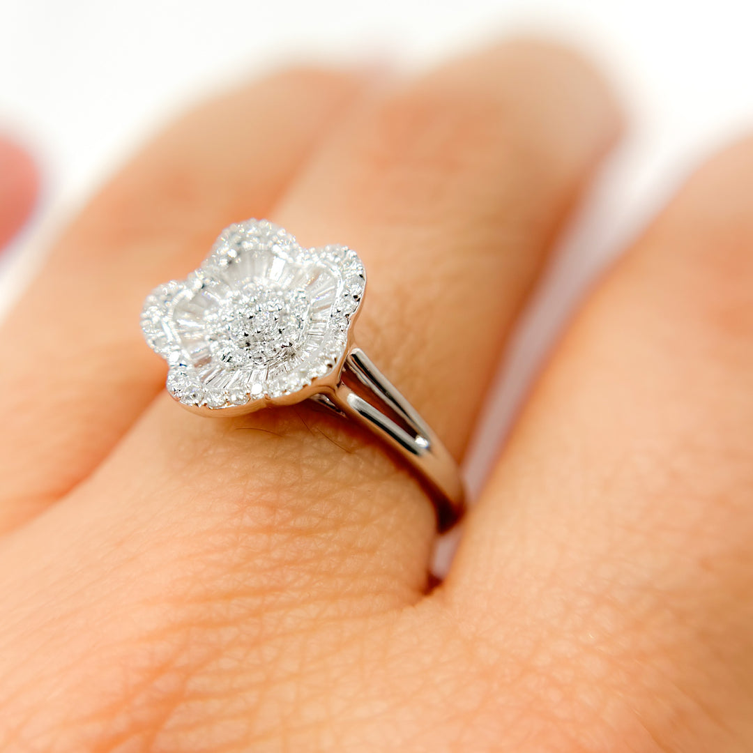 RN414040. 14k Solid Gold Diamond Flower Ring