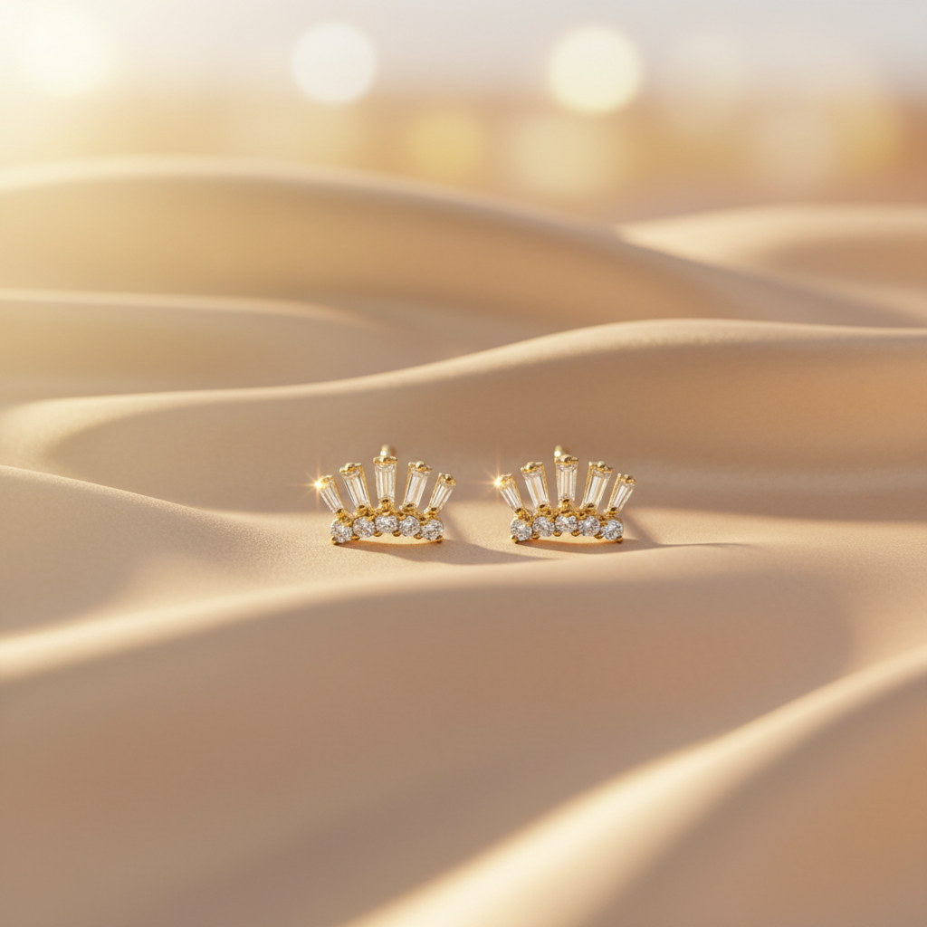 EFD54271. 14k Solid Gold Diamond Stud Earrings