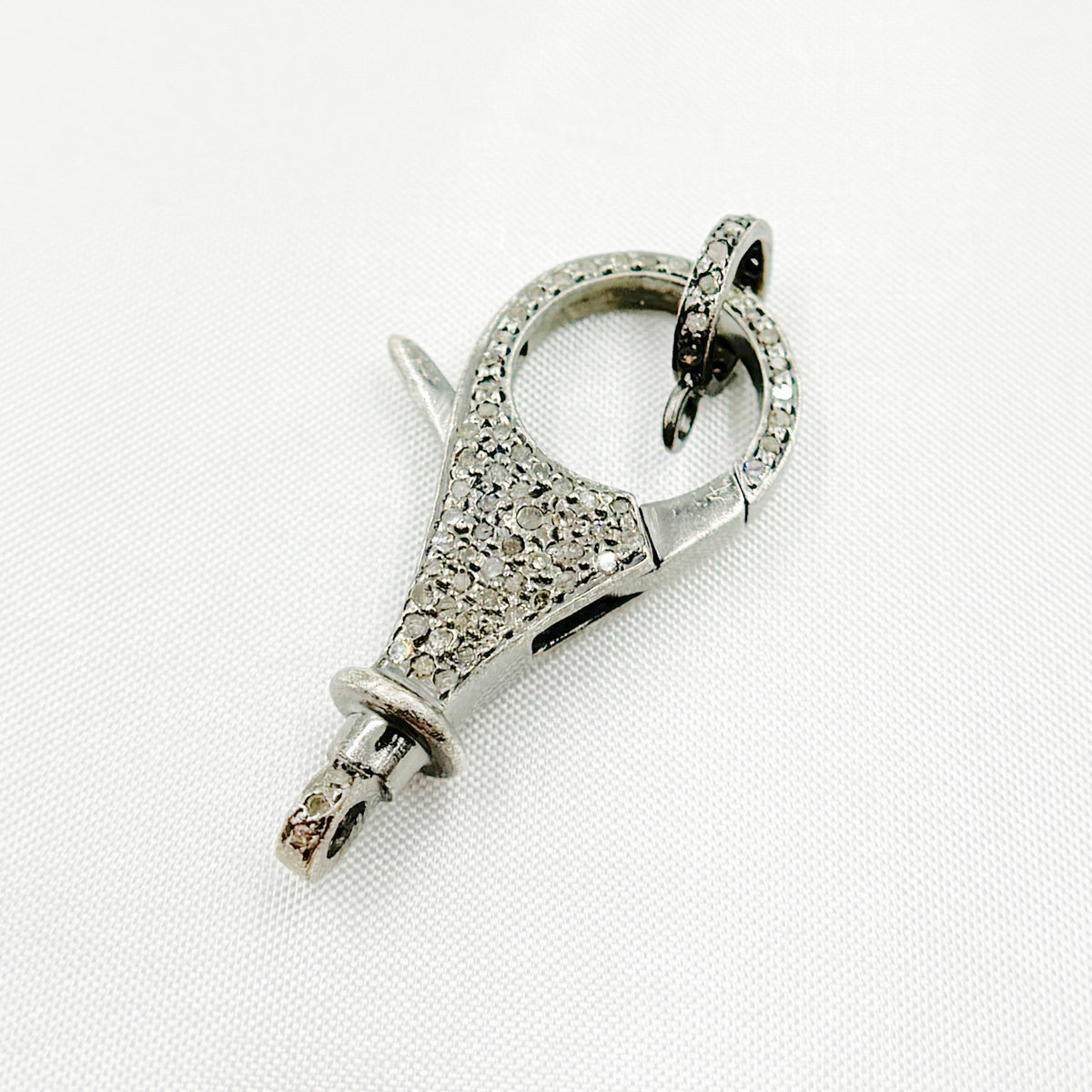 DC646. Diamond & Sterling Silver Round Trigger Clasp.