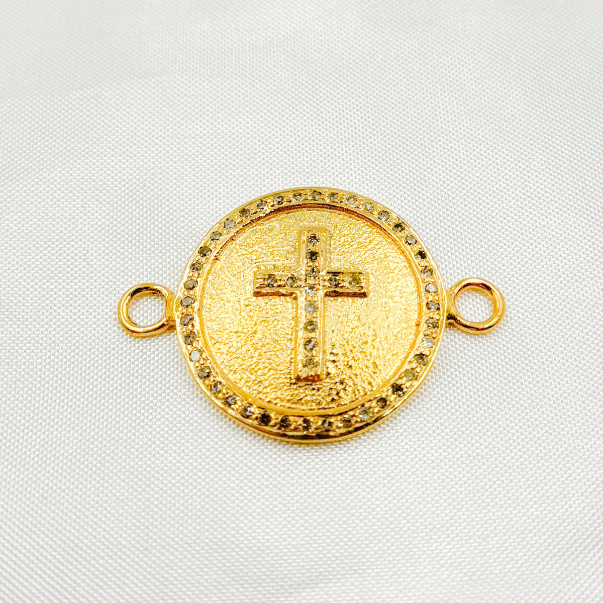 DC548. Diamond Sterling Silver Cross Connector
