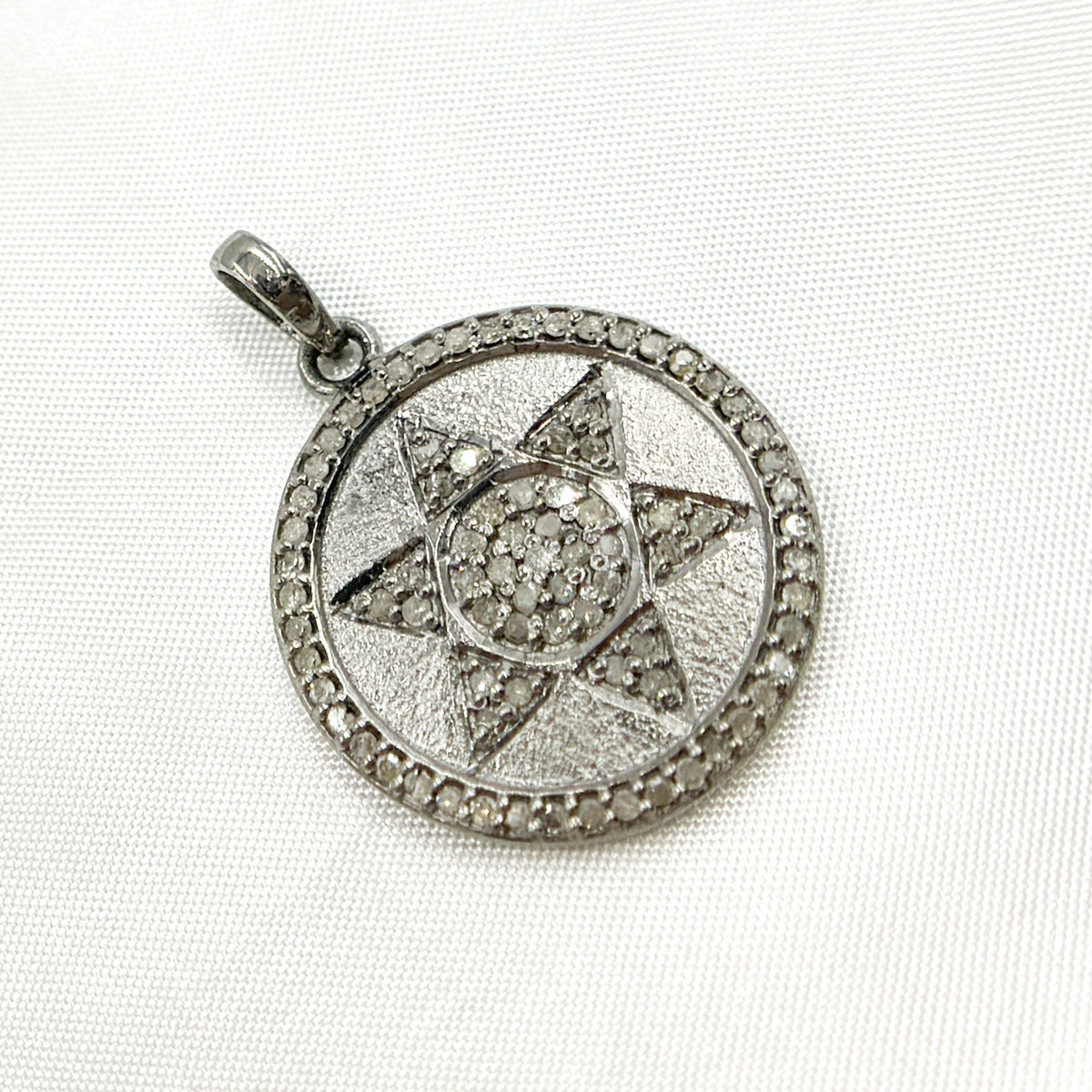 DP220. Diamond Sterling Silver Round Star Pendant