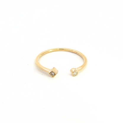 14k Solid Yellow Gold Diamond Ring.