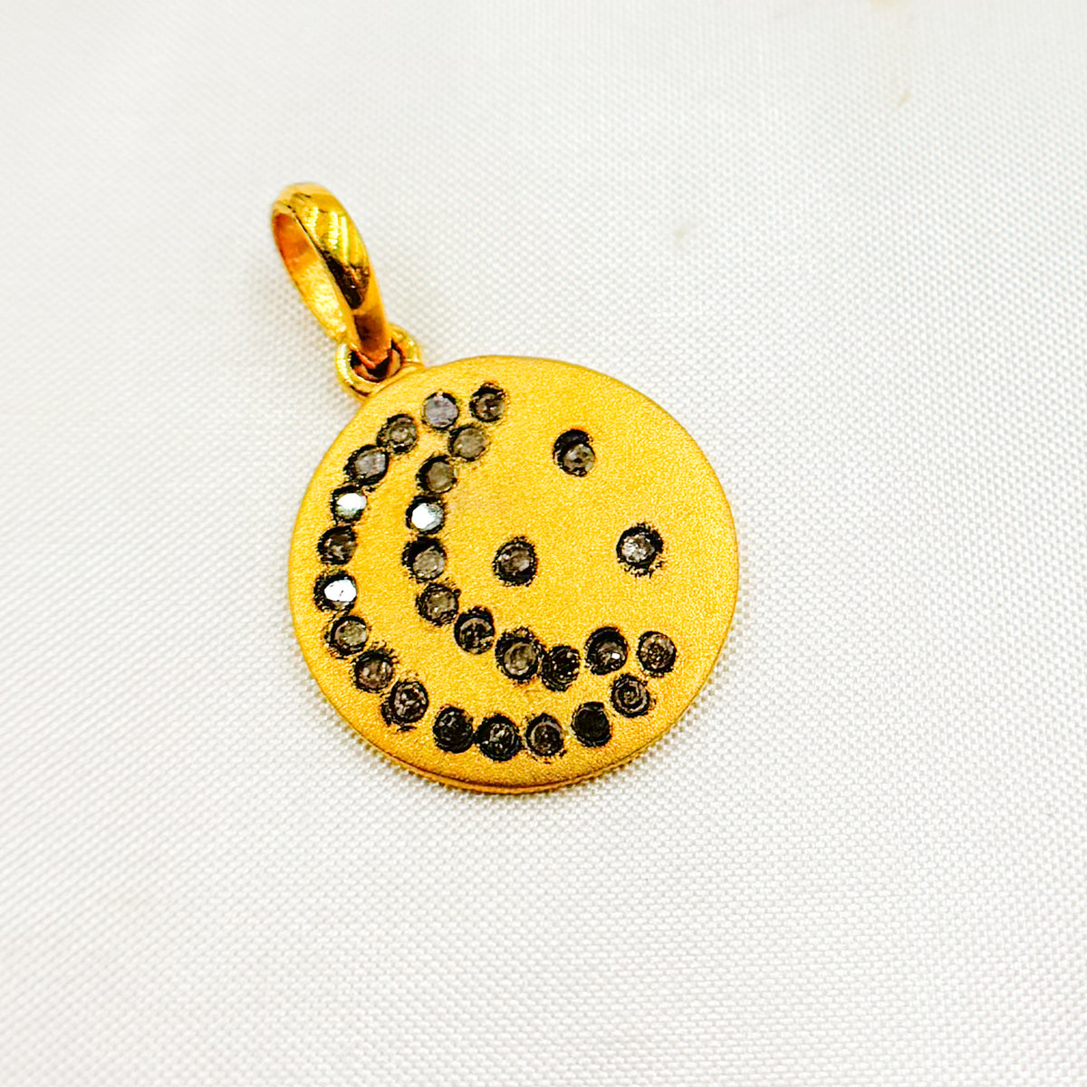 DP219. Diamond Sterling Silver Round Moon Pendant