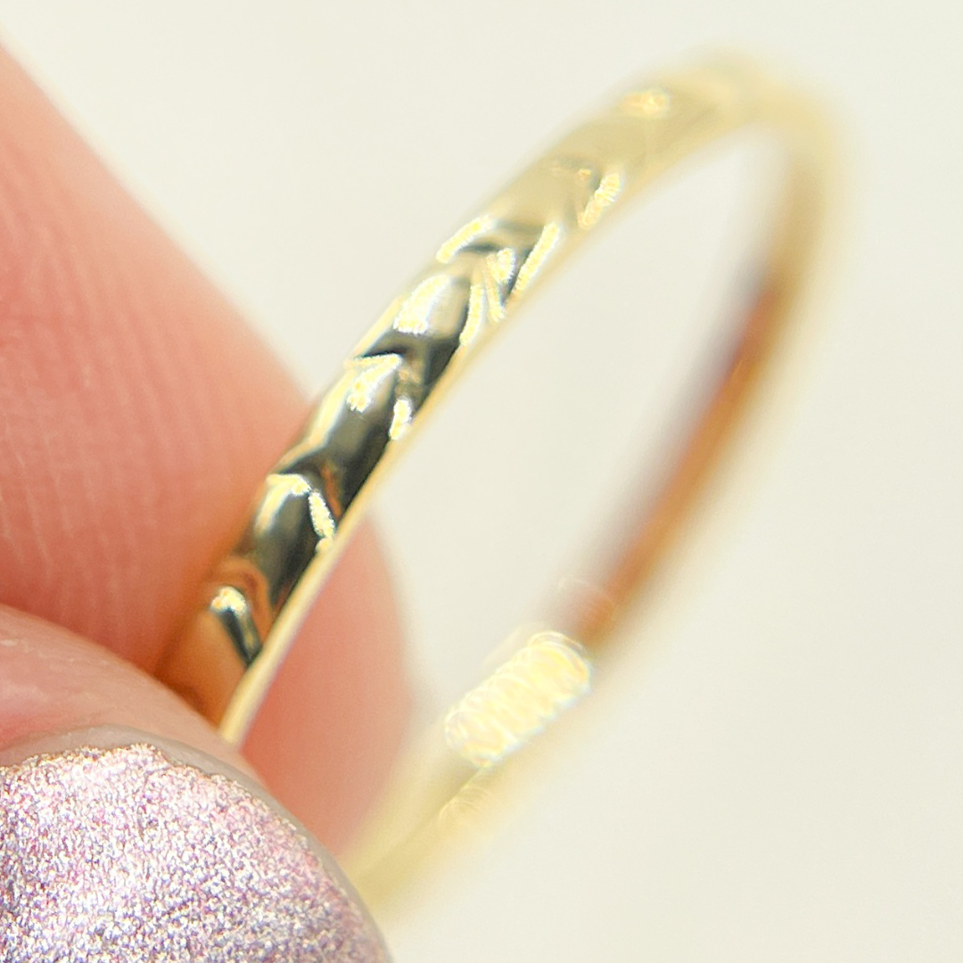 14K Solid Gold Braid Ring. ZGG676