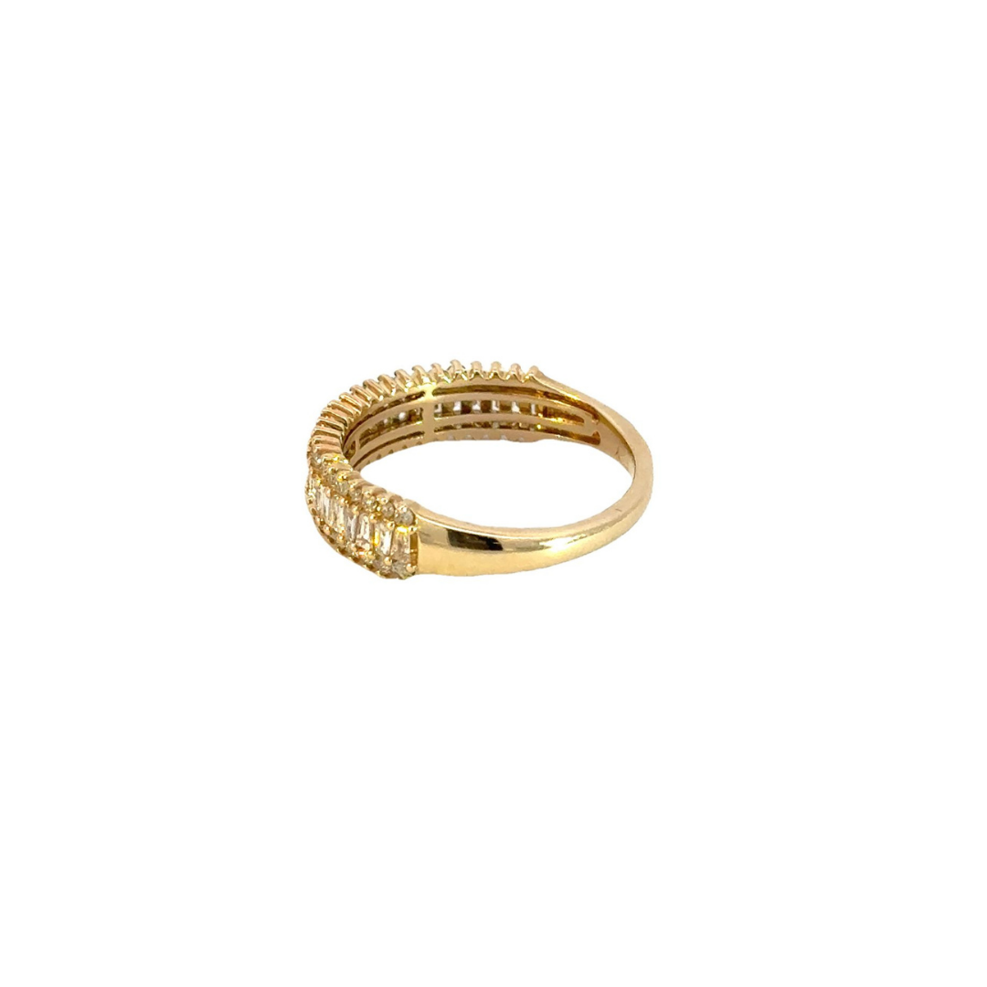 14k Solid Gold Baguette Diamond Ring. RFL17472