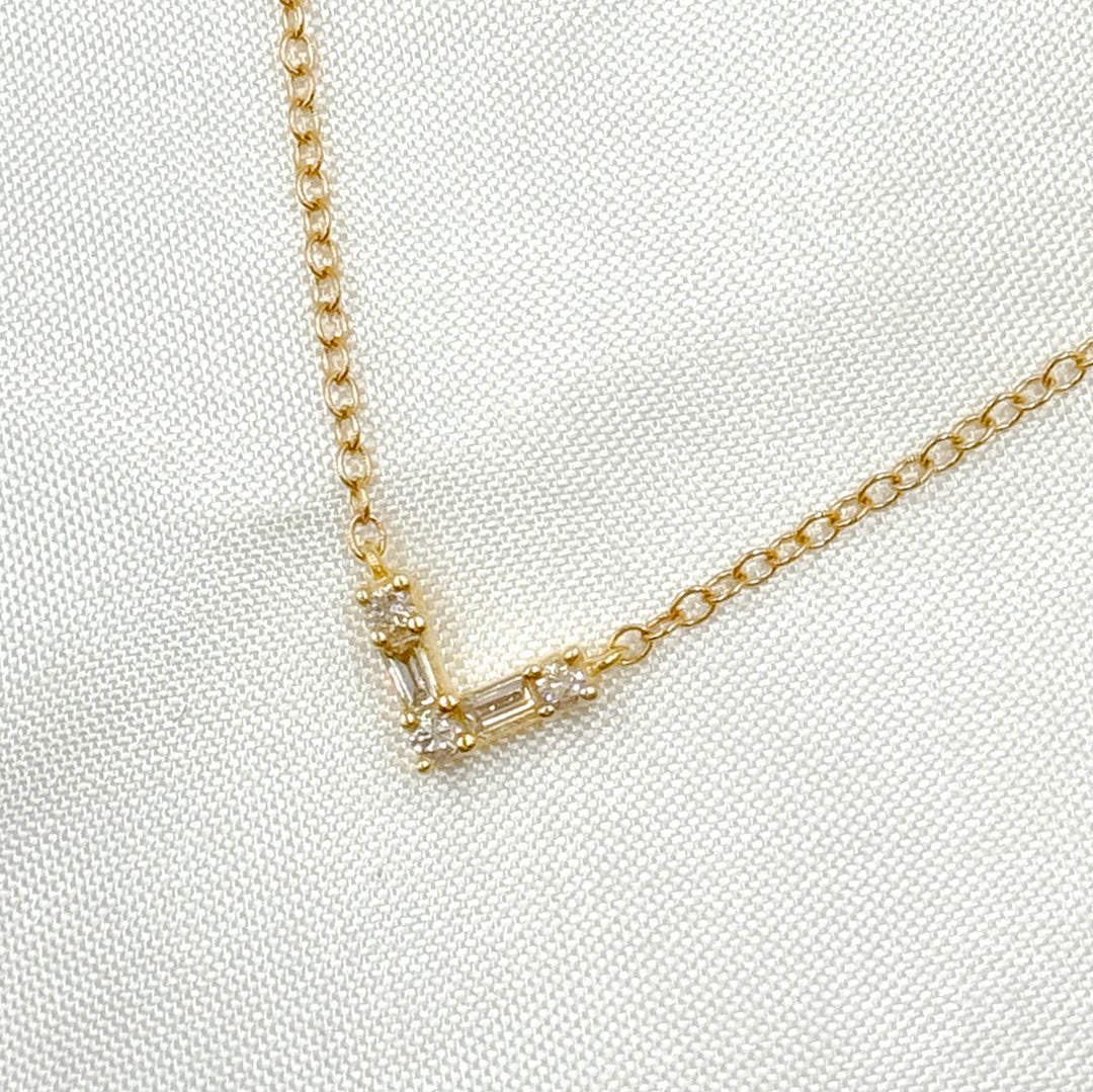 14K Solid Gold Diamond Necklace. NFB70858