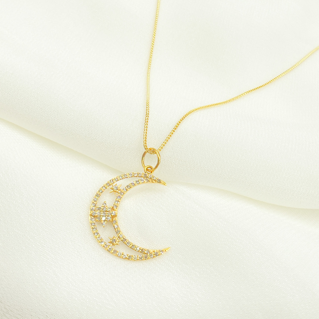 14K Solid Gold with Diamonds Moon Shape Charm. GDP322