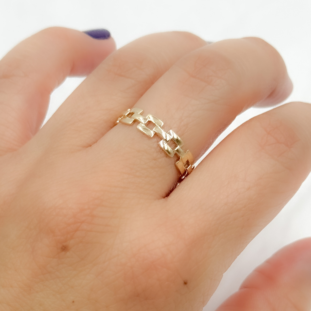 14k Solid Gold Chain Ring. RAZ01580