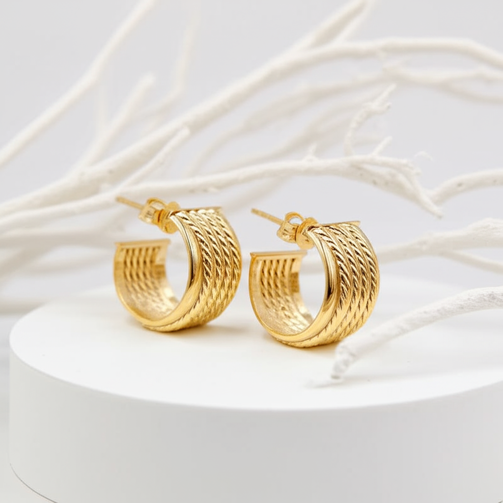 15850018990. 14K Solid Gold Ribbed Hollow Hoop Earrings