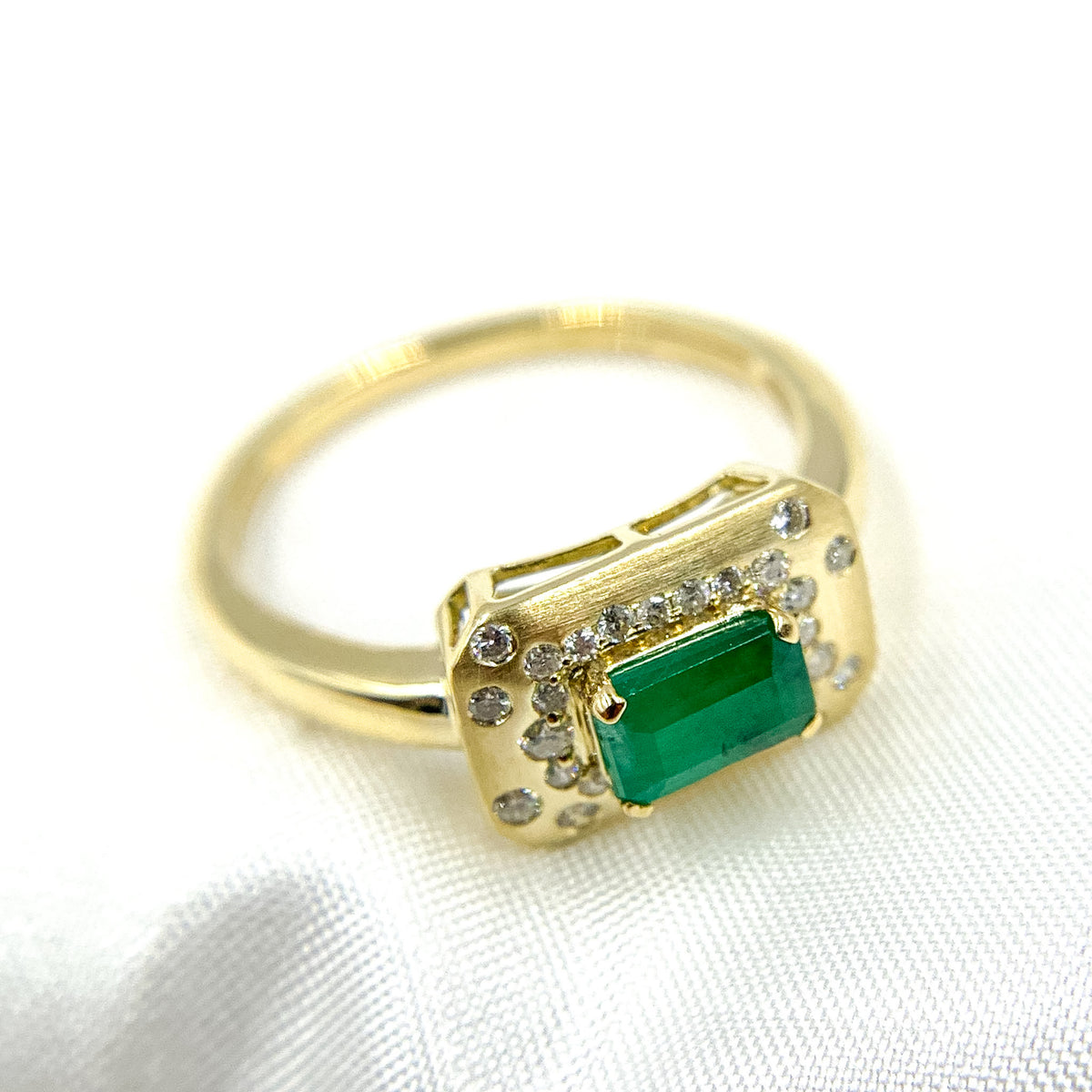 14K Solid Gold Diamond and Gemstone Ring.