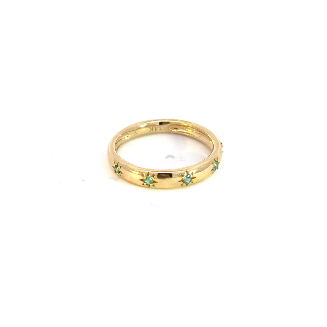 14K Solid Gold Emerald Stars Band Ring. RAZ01551EM