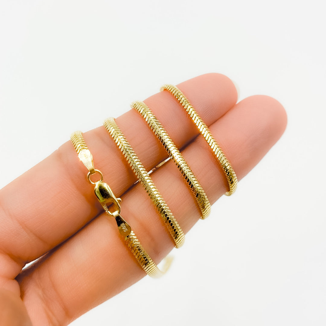 260CCTDBRA8. 14K Solid Gold Flat Snake Necklace