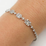 Load image into Gallery viewer, BFN61167. 14K Solid Gold Diamond Bracelet