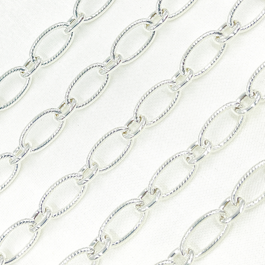 Shop Silver Textured & Smooth Oval Chain