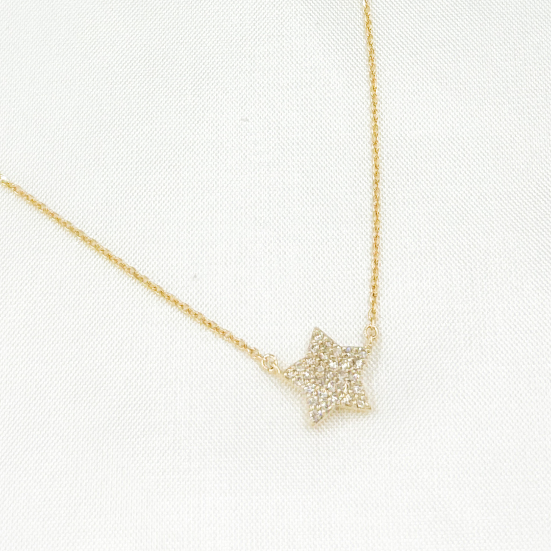 14K Solid Gold Diamond Star Necklace. NFB71413