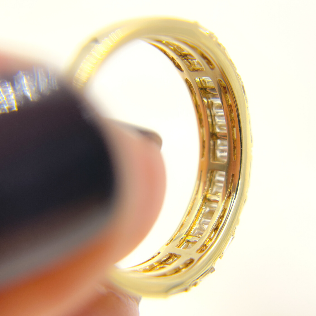 14K Solid Yellow Gold Diamond Band Ring. RAK01366