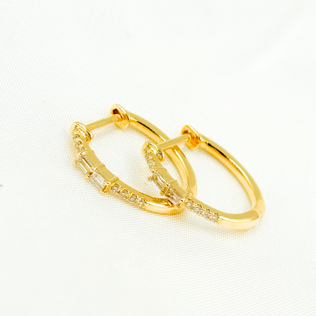 14k Solid Gold Diamond Oval Hoops. EHC57035