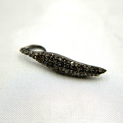 DC053. Diamond Sterling Silver Leaf Shape Pendant