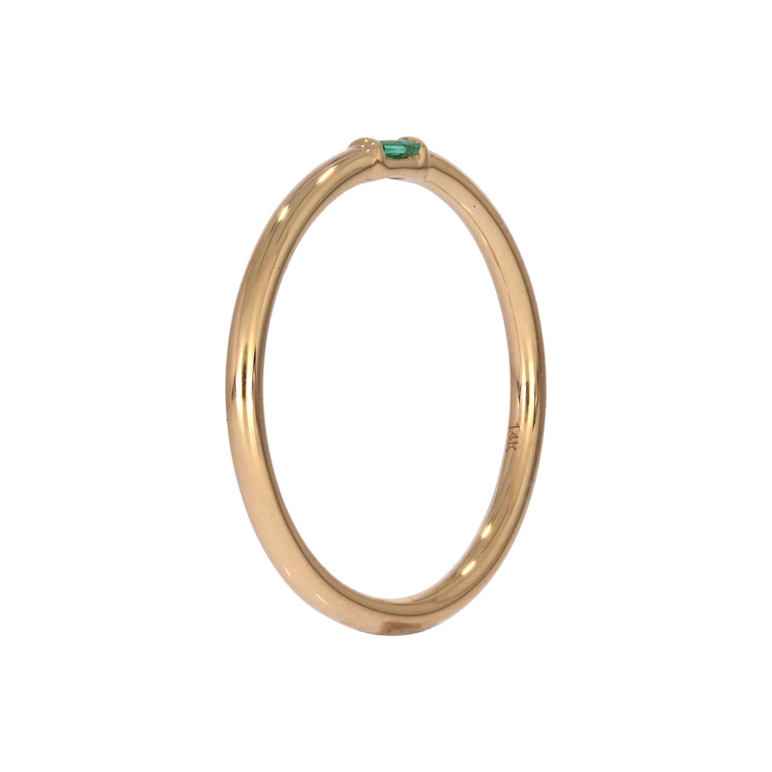 RAA01545. 14K Solid Yellow Gold Solo Baguette Ring