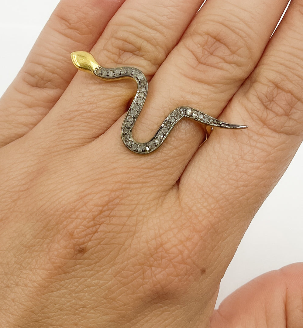 DR014. Diamond Sterling Silver Snake Ring