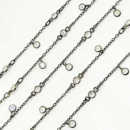 Cubic Zirconia Round Shape Dangle and connected Wire Chain.