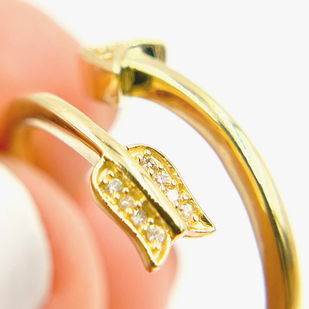 14K Solid Gold Diamond Arrow Ring. RFA14433