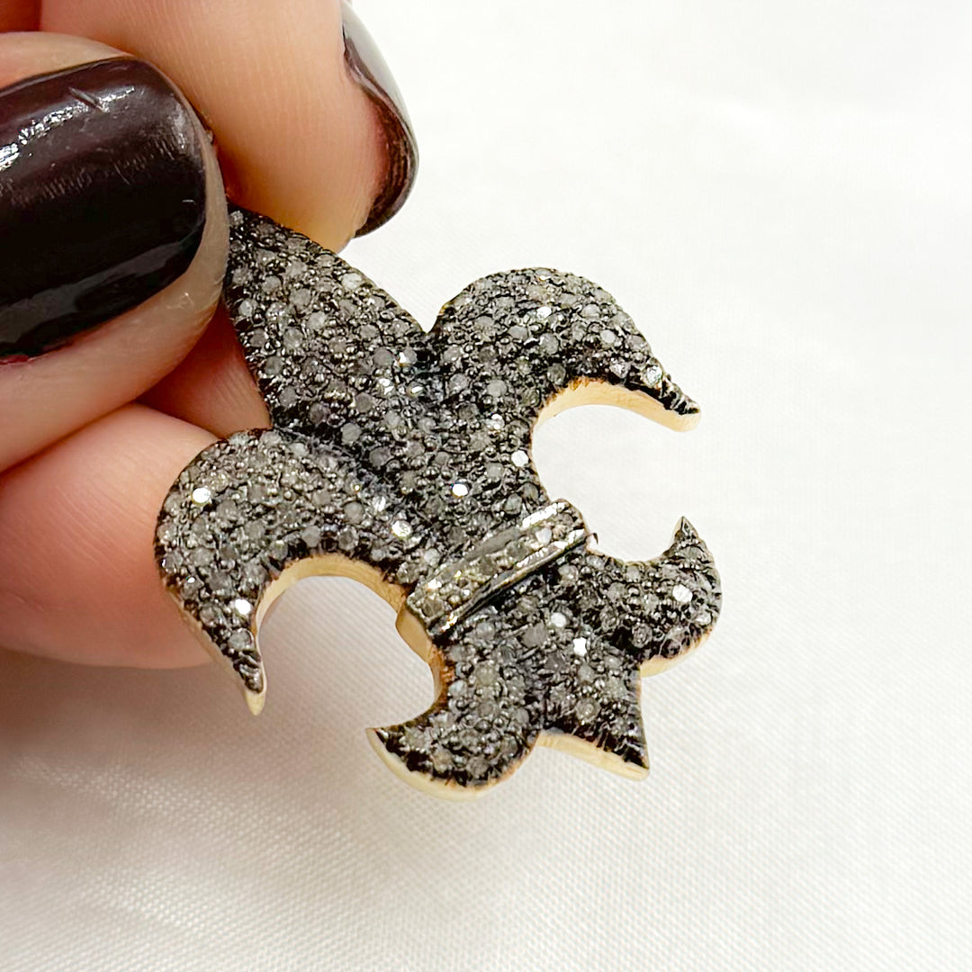 DP242. Diamond Sterling Silver Fleur De Lis Shape Pendant