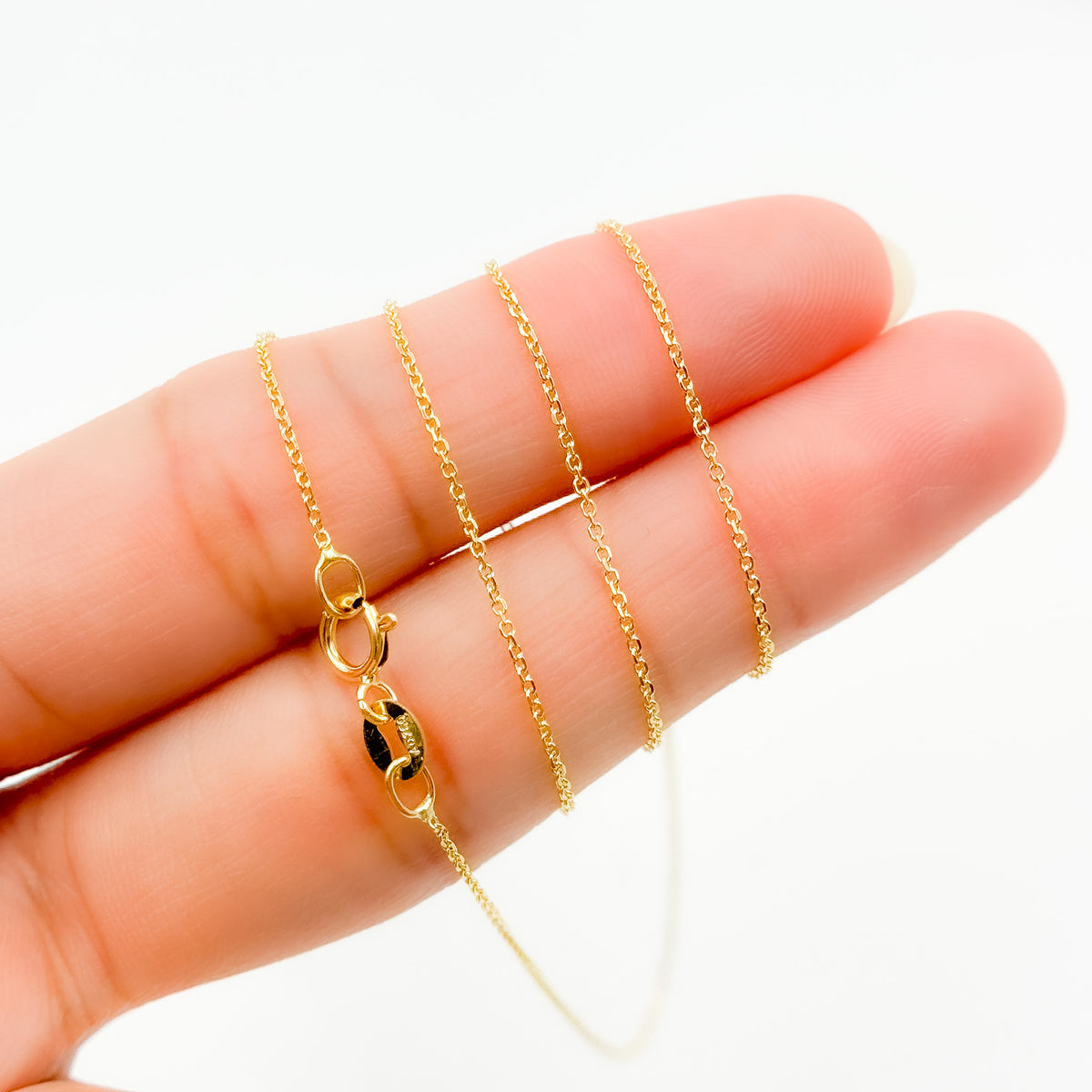 025R01T518K. 18K Solid Yellow Gold Cable Chain