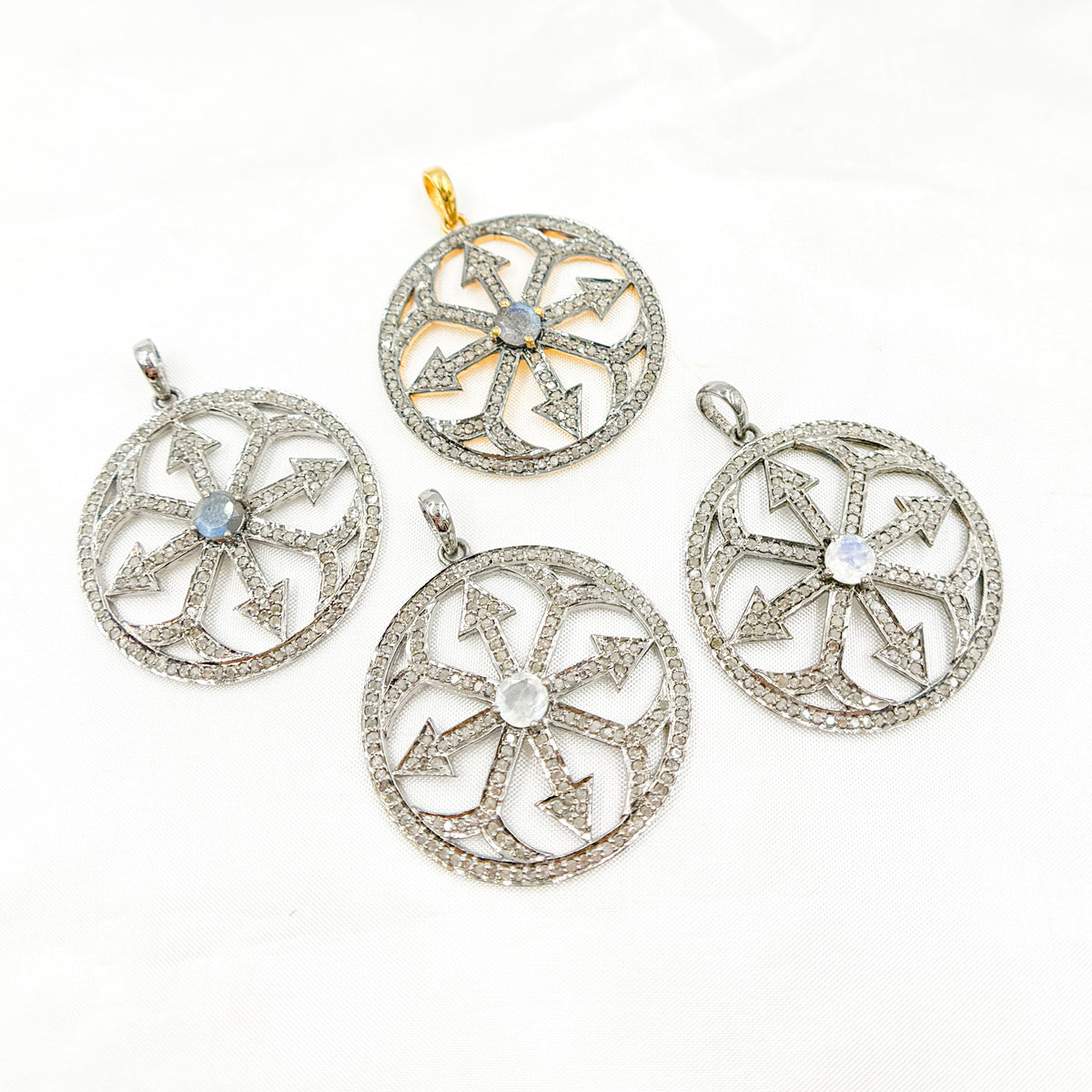 DP015. Diamond Silver Round Fancy Arrow Pendant