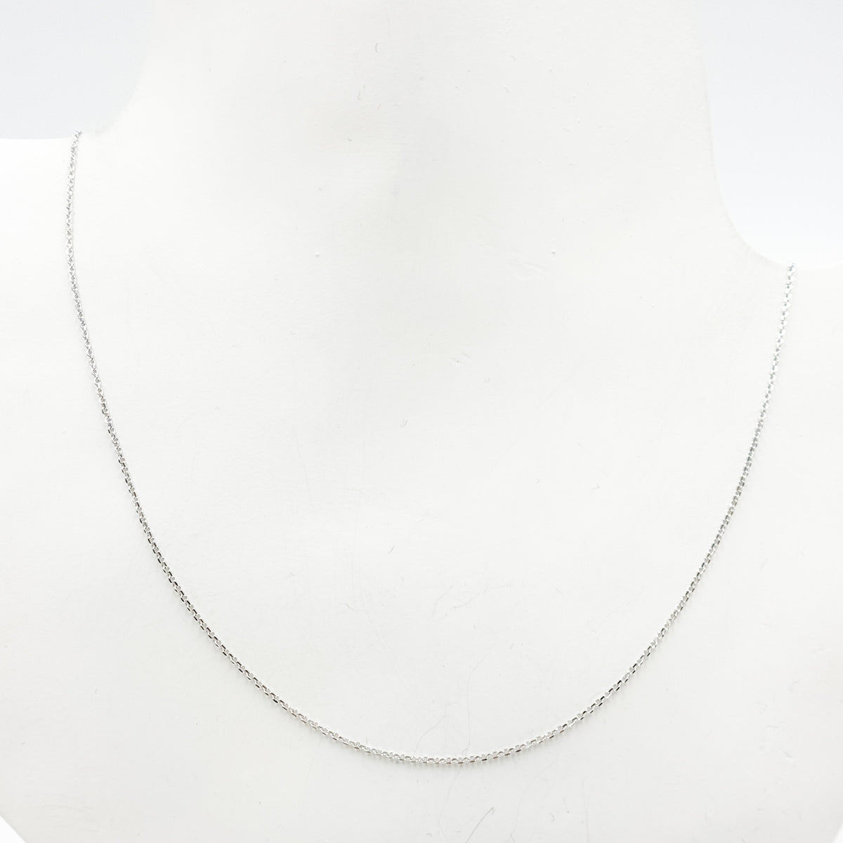 025R01T5J080WG18K. 18K White Solid Gold Cable Chain