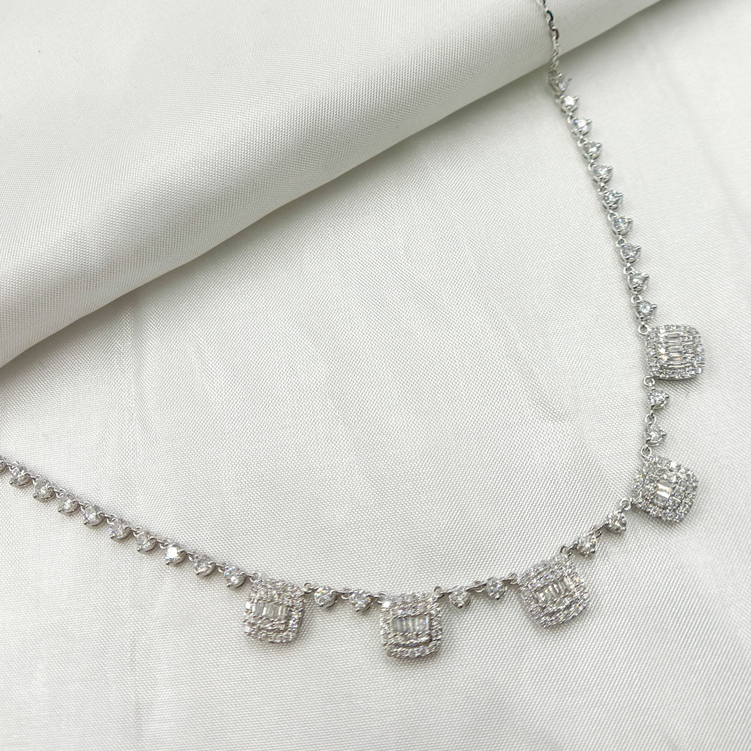 NK401364. 14K Solid Gold Diamond Necklace