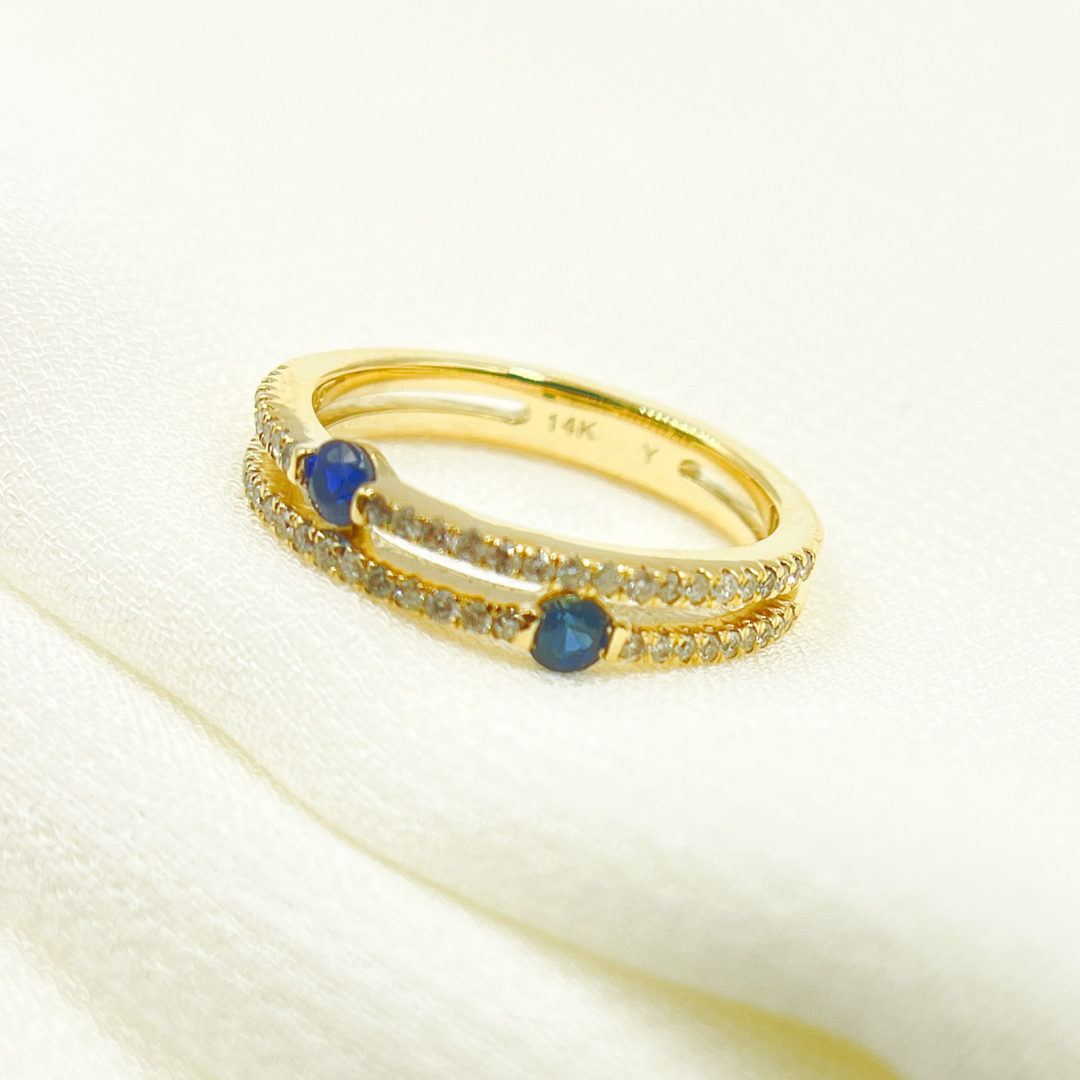 14K Solid Gold Diamond & Blue Sapphire Ring. RFE17395BS