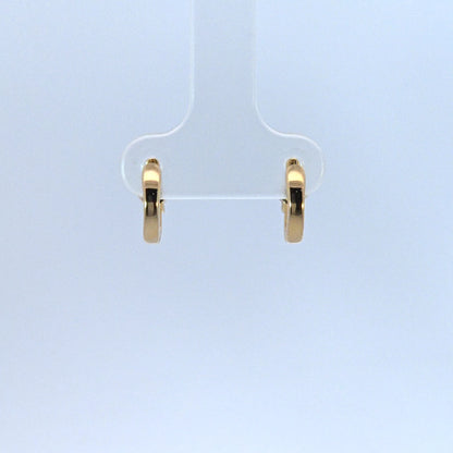 EHA57622. 14k Solid Gold Diamond Flower Stud Earrings