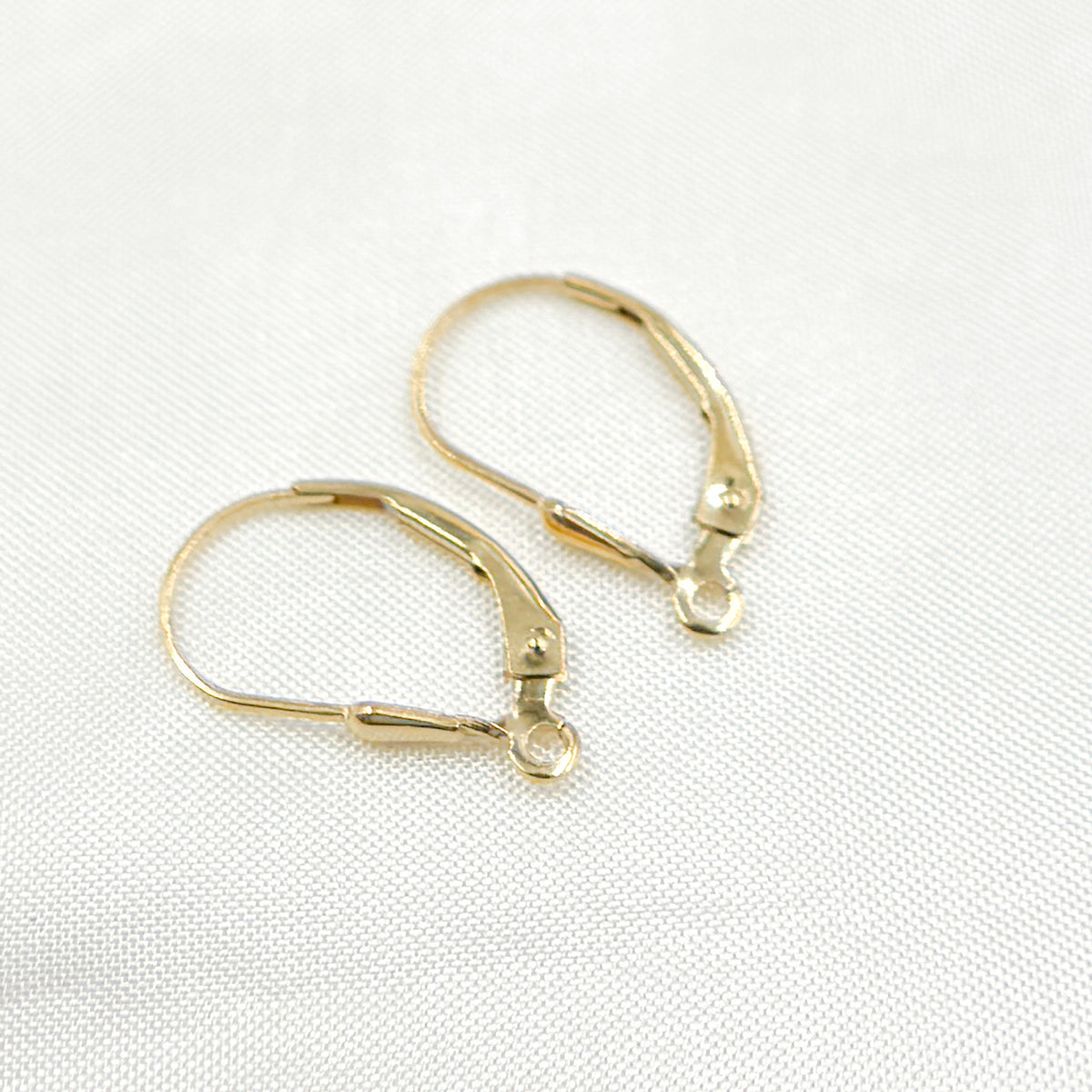 4007080GF. Gold Filled Drop Leverback with Ring